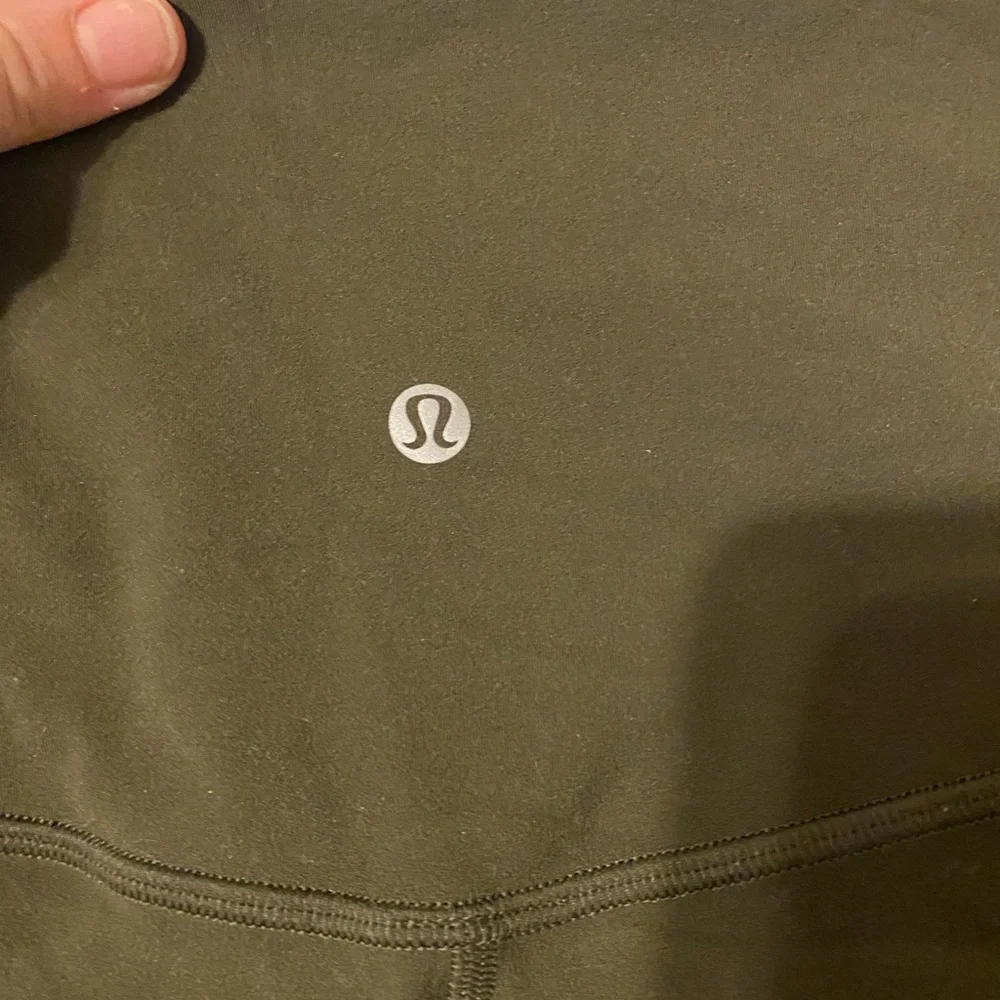 Lululemon Align Leggings - Picture 2 of 3